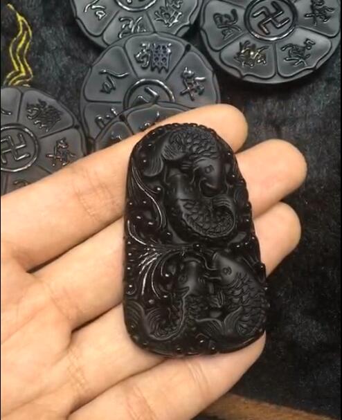 天然黑曜石吊坠随拍