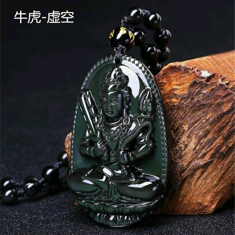 强光照射下的黑曜石本命佛