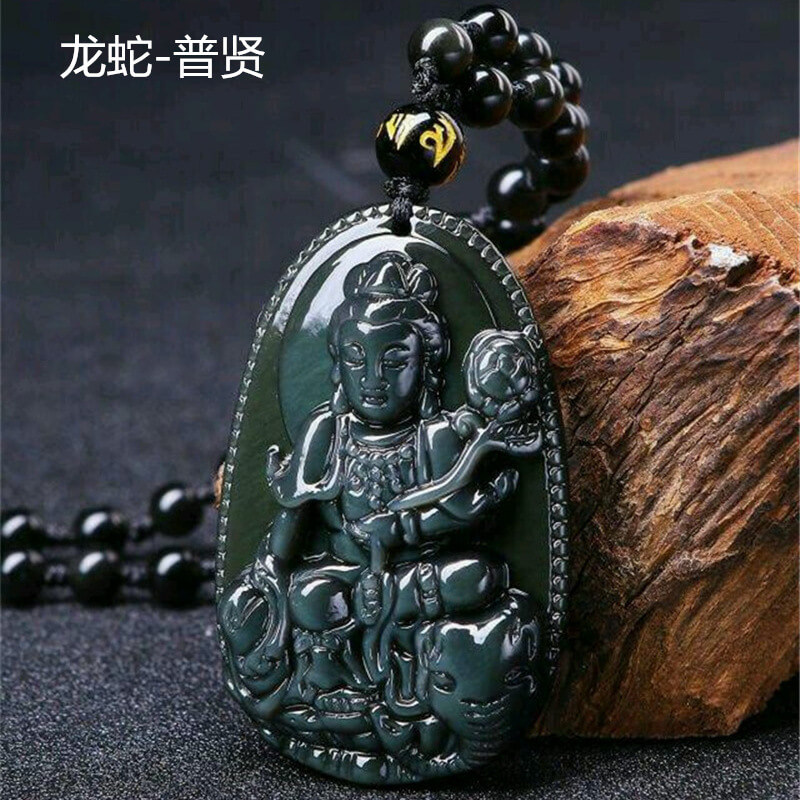 强光照射下的黑曜石本命佛