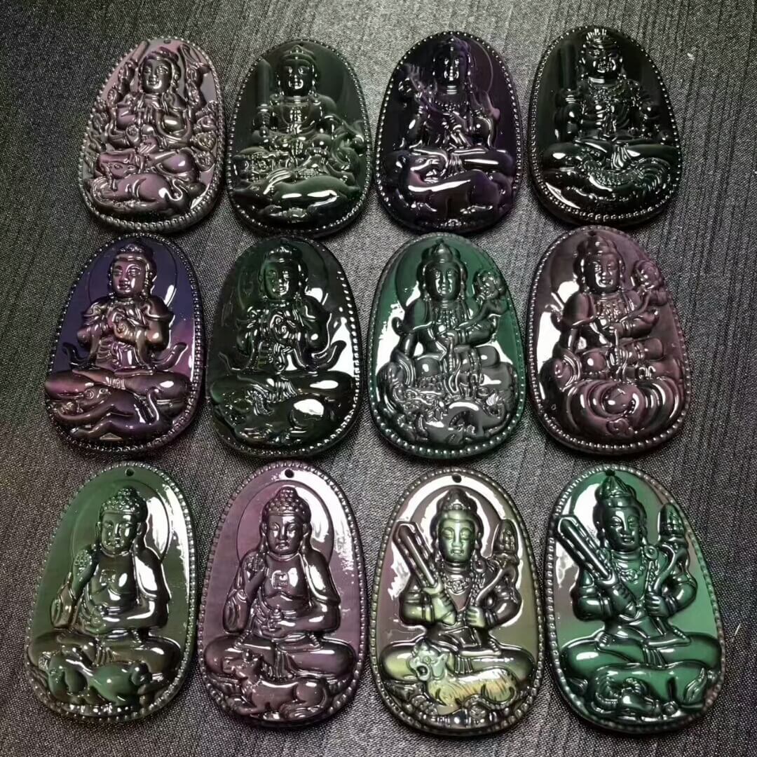 强光照射下的黑曜石本命佛